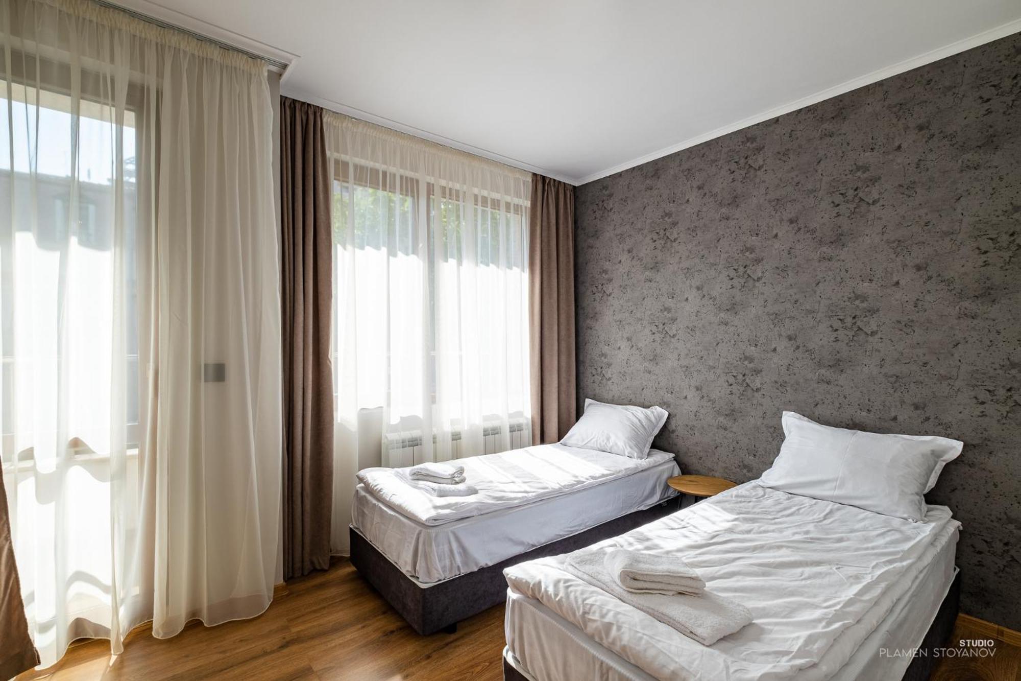 Perfect Stay Near Sea Garden فارنا المظهر الخارجي الصورة
