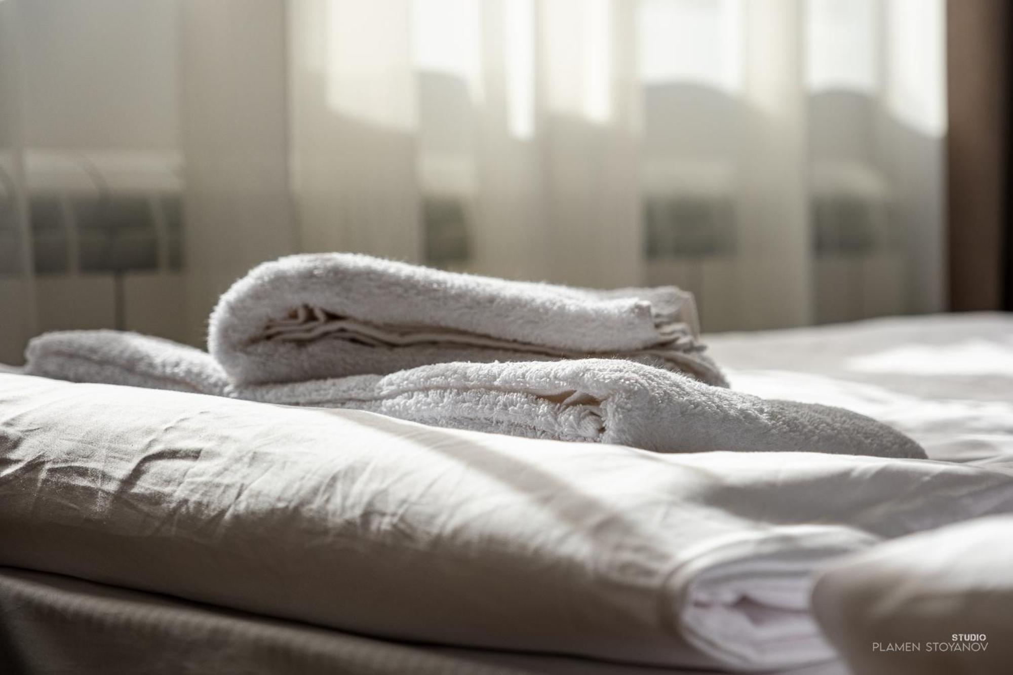 Perfect Stay Near Sea Garden فارنا الغرفة الصورة